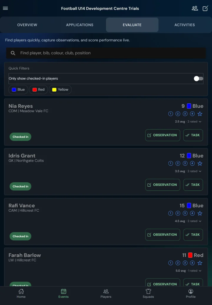TalentHub365 live evaluation screen for a football trial: football positions, bib numbers, star ratings, observation and task buttons (tablet)